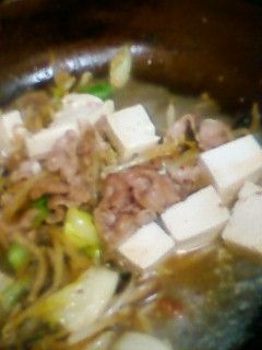 野菜炒めが残ったら丼で!-レシピのメイン写真