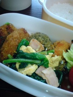お弁当に ほうれん草とベーコンと卵炒め-レシピのメイン写真