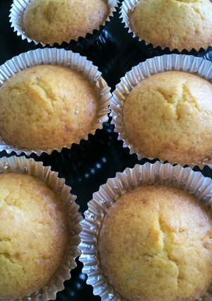 簡単！いちご味のふわふわカップケーキ-レシピのメイン写真