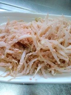 ピンク色のもやし炒め-レシピのメイン写真