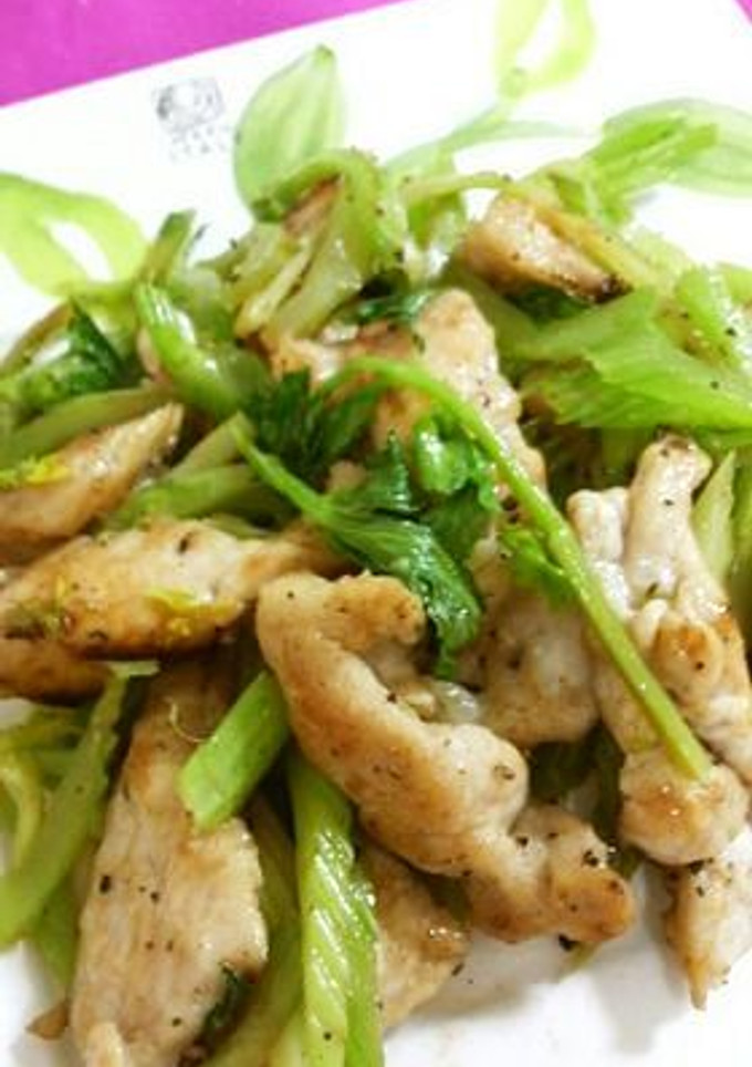 鶏ムネとセロリの塩炒め-レシピのメイン写真