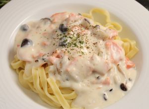簡単！フィットチーネ　銀鮭クリーム-レシピのメイン写真
