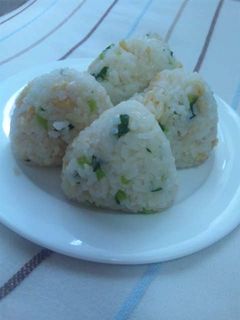 大根葉で節約まぜご飯・おにぎり-レシピのメイン写真
