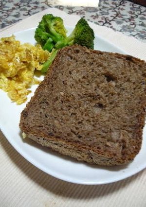 地粉で　黒豆フランスパン-レシピのメイン写真