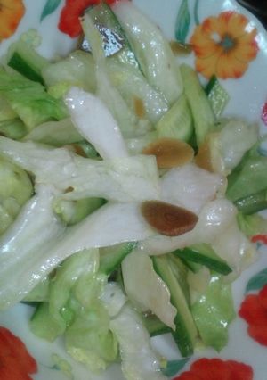 簡単!ﾆﾝﾆｸ醤油レタスサラダ-レシピのメイン写真