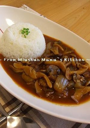 デミ缶で♪たっぷりきのこのハヤシライス☆-レシピのメイン写真