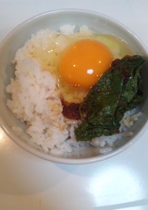 大葉のにんにく醤油☆卵かけご飯-レシピのメイン写真