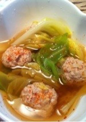 鳥団子と春キャベツのスープ-レシピのメイン写真