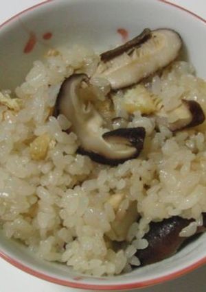 椎茸かやくご飯-レシピのメイン写真