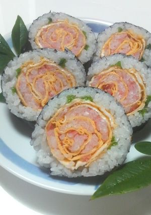 意外と簡単！薔薇の巻き寿司(^^)-レシピのメイン写真