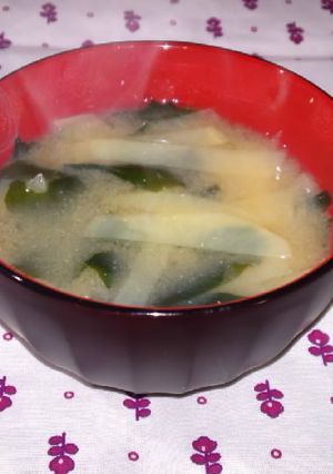 せん切りじゃがいものみそ汁-レシピのメイン写真
