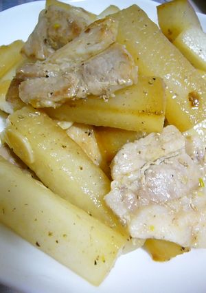 ざくざくぱりぱり大根の豚バラ塩炒め-レシピのメイン写真