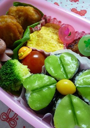 クローバーのミニおにぎり★お弁当にも♪-レシピのメイン写真