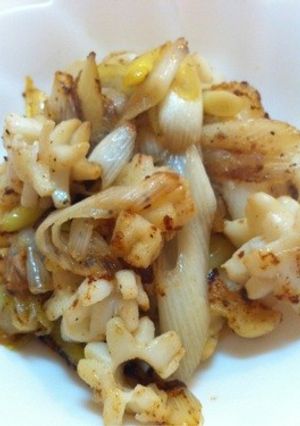 3分で出来る！ネギとイカの炒め物-レシピのメイン写真