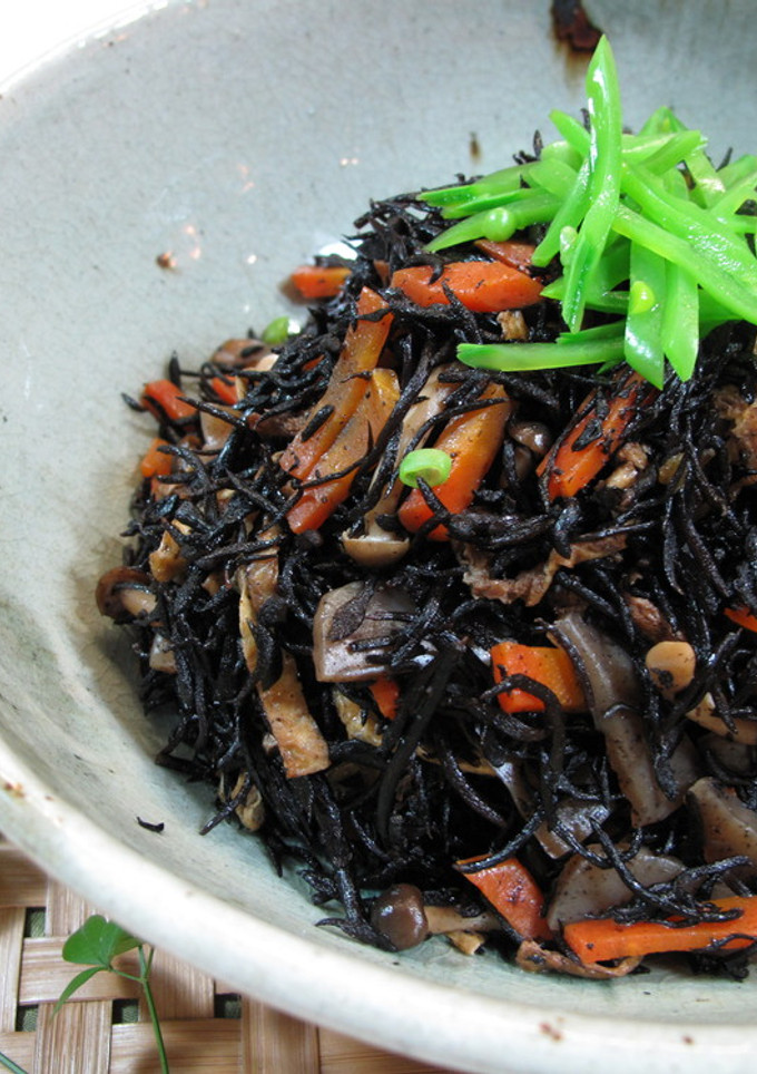 ひじきと油揚げの煮物　～炊飯器で～-レシピのメイン写真