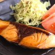 定番、ぶりの照り焼き。