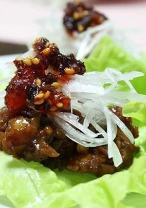 豚肉と筍の甜麺醤炒めレタス包み-レシピのメイン写真