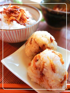 ❀桜エビふりかけ✿おにぎり❀-レシピのメイン写真