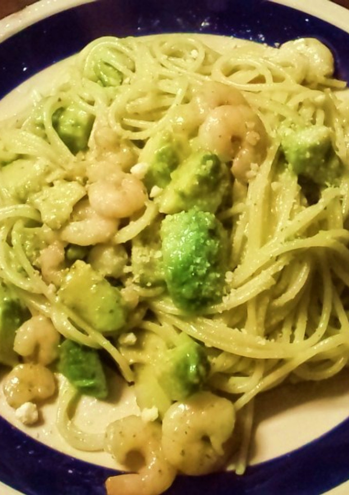 あの！？海老とアボカドのジェノバ風パスタ-レシピのメイン写真