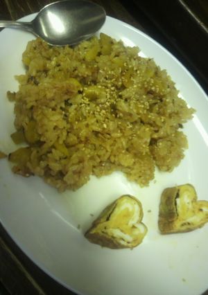 昼食に！夜食に！簡単たくあん炒飯-レシピのメイン写真