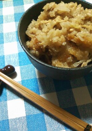 炊飯器任せ☺牛肉ネギ油揚げの炊き込みご飯-レシピのメイン写真