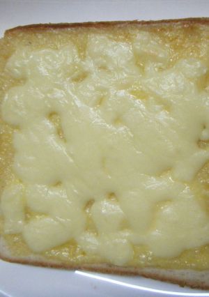 *マヨチーズトースト*-レシピのメイン写真