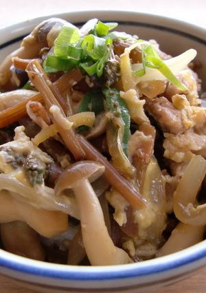 ランチにいかが？つくし豚肉の主婦どんぶり-レシピのメイン写真