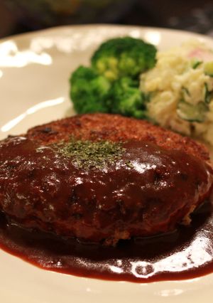 ★洋食屋のサクっと肉汁ハンバーグ★-レシピのメイン写真