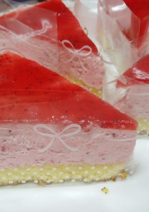♪ピューレ使用　いちごのムースケーキ♪-レシピのメイン写真