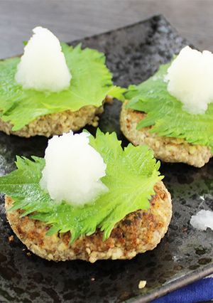 栄養満点！節約レシピ★さば缶ハンバーグ-レシピのメイン写真