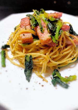 小松菜とベーコンのガーリック醤油パスタ-レシピのメイン写真