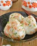 鮭フレークと薬味の混ぜごはん