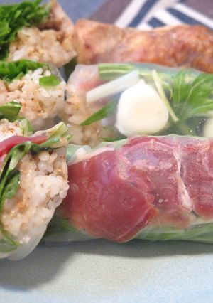 ライスペーパーでワンハンドおにぎり-レシピのメイン写真