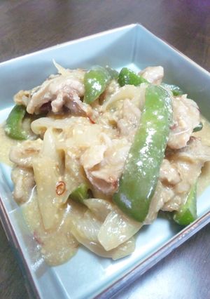 ☆豚･ピーマン･玉葱のピリ辛味噌炒め煮☆-レシピのメイン写真