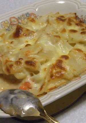 余りシチューで☆ポテトグラタン風-レシピのメイン写真
