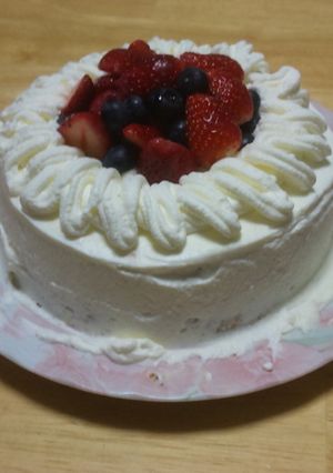 お誕生日ケーキ♪♪-レシピのメイン写真