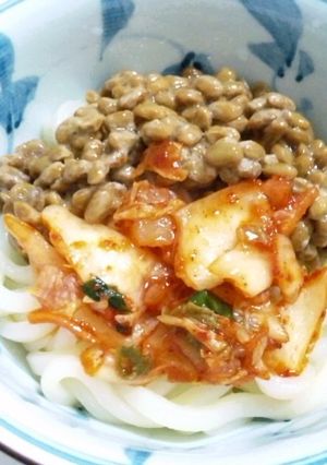 つるつる♪納豆キムチうどん-レシピのメイン写真