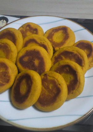 かぼちゃの月餅らしきお菓子-レシピのメイン写真