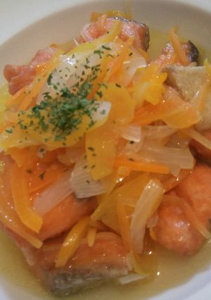 ＊塩鮭で簡単！さっぱりおいしい鮭マリネ＊-レシピのメイン写真