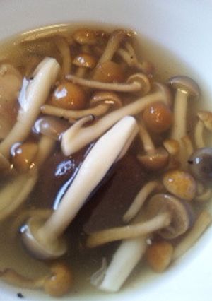 きのこだらけのスープ-レシピのメイン写真