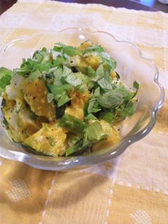 セロリの葉とカボチャのサラダ-レシピのメイン写真
