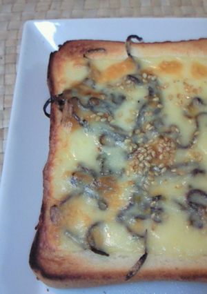 塩昆布チーズ胡麻トースト-レシピのメイン写真