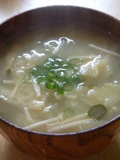 なべの残り野菜でお味噌汁-レシピのメイン写真