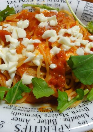 モッツアレラとルッコラのトマトパスタ-レシピのメイン写真