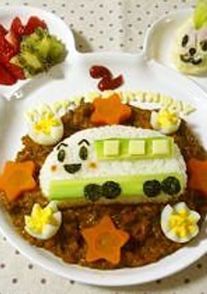 ２歳の誕生日プレート☆新幹線ドライカレー-レシピのメイン写真