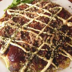 รูปของ 元気を発信！しぞーかお好み焼き
