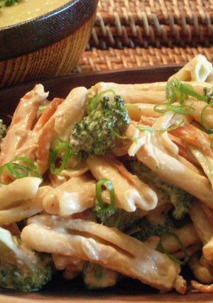 パスタのスパイシーピーナッツソース和え-レシピのメイン写真