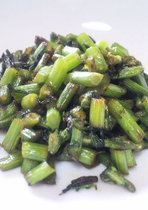 菊菜(春菊)の茎できんぴら-レシピのメイン写真