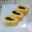 花見・お弁当にほうれん草を巻いた玉子焼き