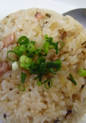 日本代表塩辛チャーハン(・_・)o尸~~-レシピのメイン写真